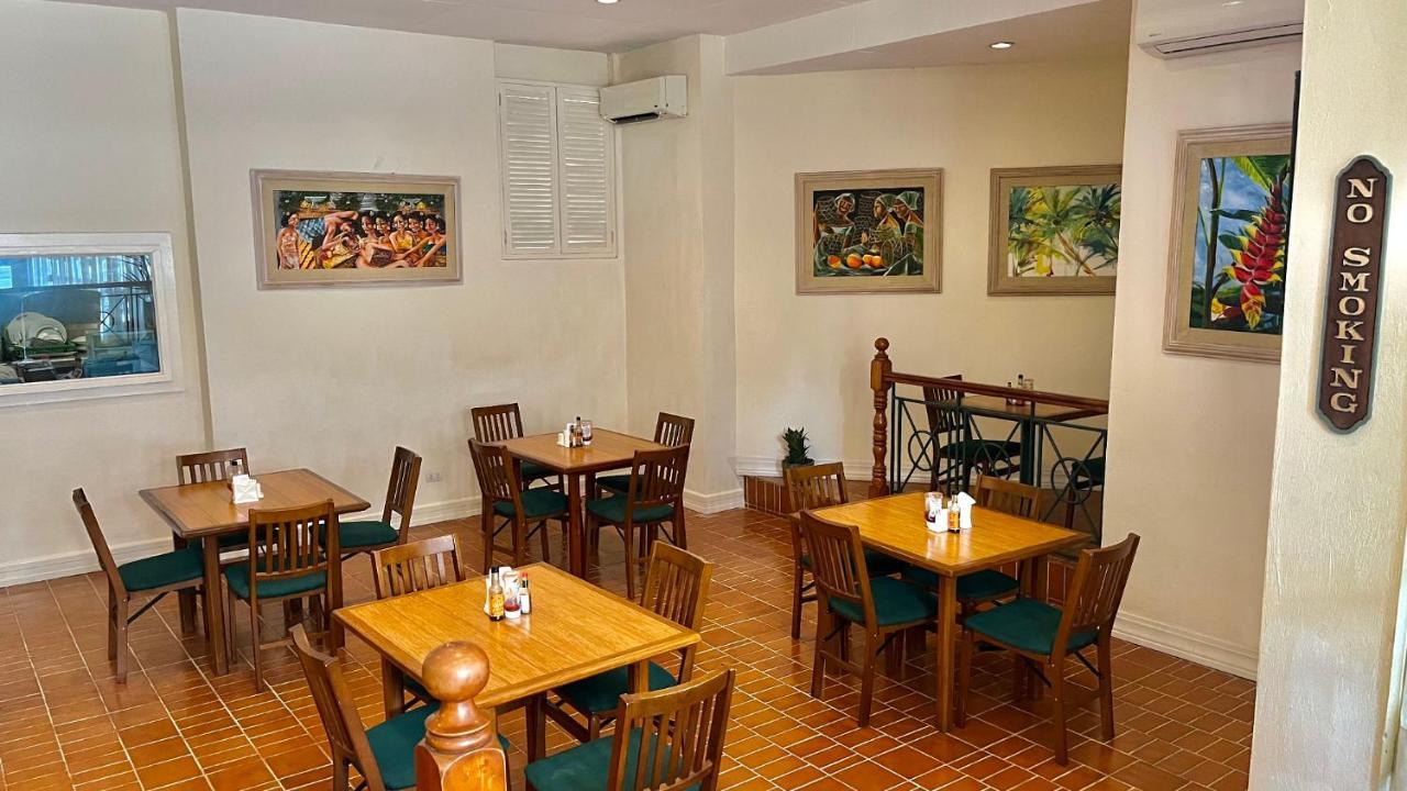 Coco Grande Hotel Dumaguete City Bagian luar foto